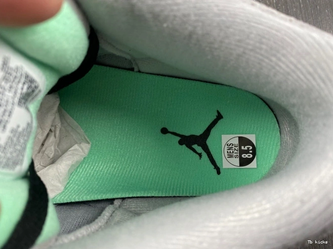 Reps TBK 3 Green CT8532-031 Glow Jordan Air 0720
